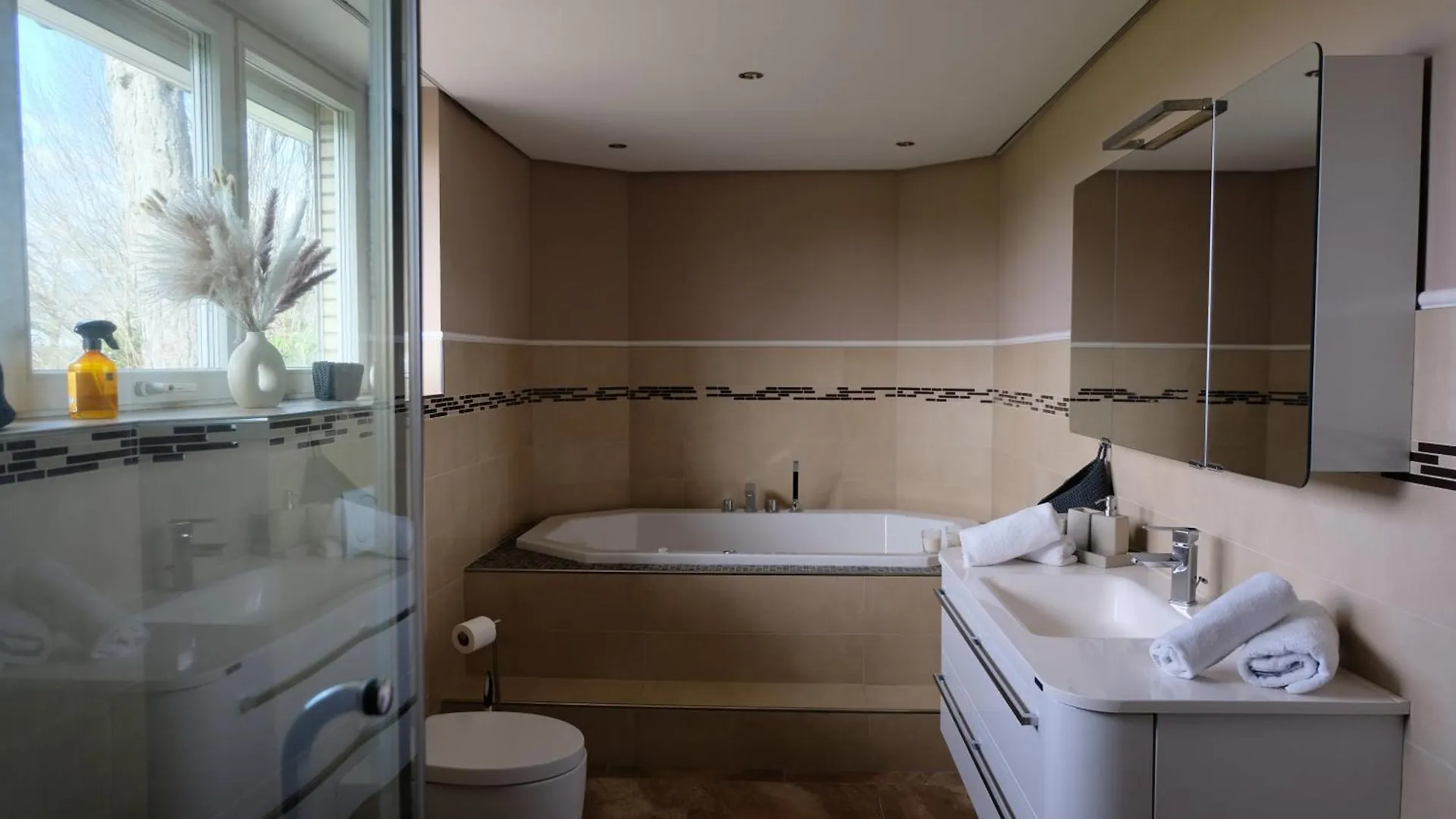 Holiday home Modern Dream House With Private Spa And Gym Norderstedt